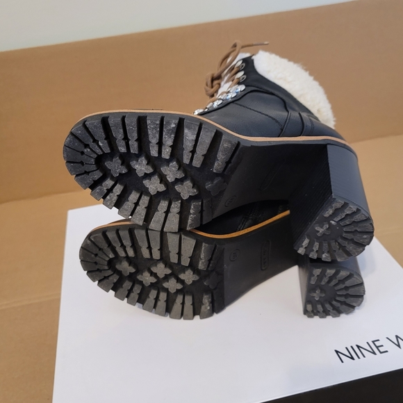 NINE WEST PENNI FUR BOOTIES SIZE 5 - Picture 4 of 5